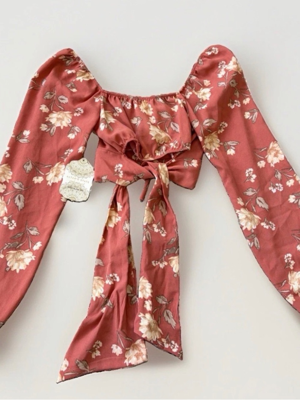 NWT Altar'd State Women's XS Pink Floral Puff Sleeve Tie Cropped Blouse - Picture 4 of 7